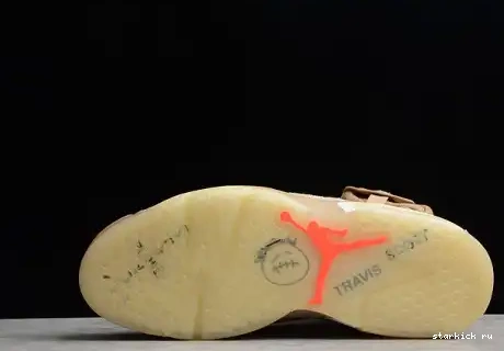 6 DH0690-200 x Air “British Jordan Khaki” Scott DH0690-200 Travis 0705